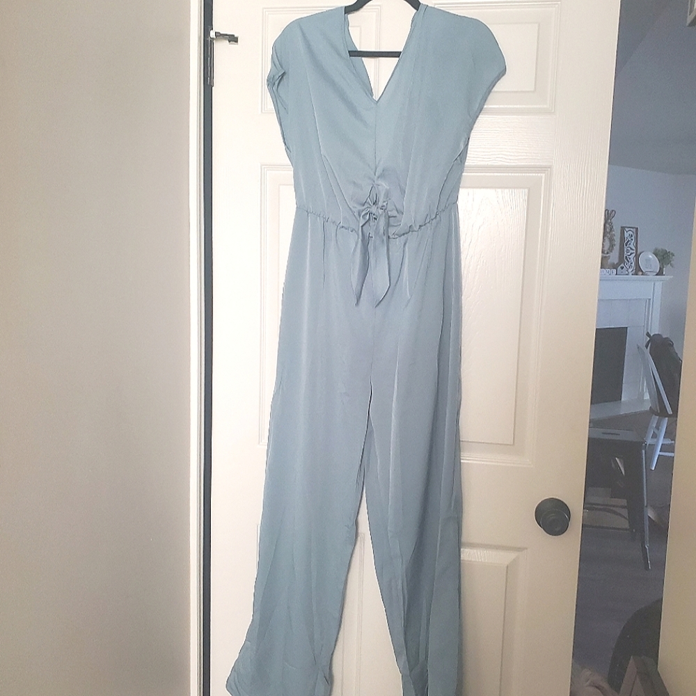 Fashion V-Neck Short Sleeve Knotted Jumpsuit